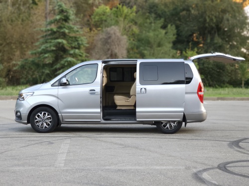 Hyundai H1 АТ 2021 (8 мест)  "Лайт 150"