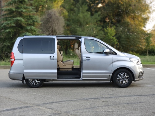 Hyundai H1 АТ 2021 (8 мест)  "Лайт 150"